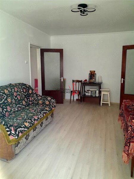 Stefan cel Mare, Lizeanu, apartament et. 4/10.