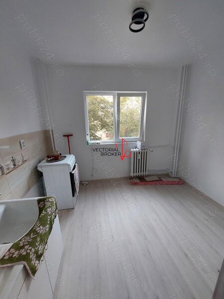 Stefan cel Mare, Lizeanu, apartament et. 4/10,